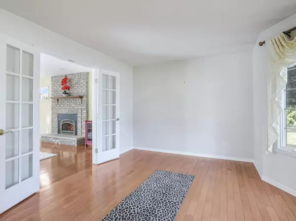 Lansing, IL 60438,18036 Crystal LN