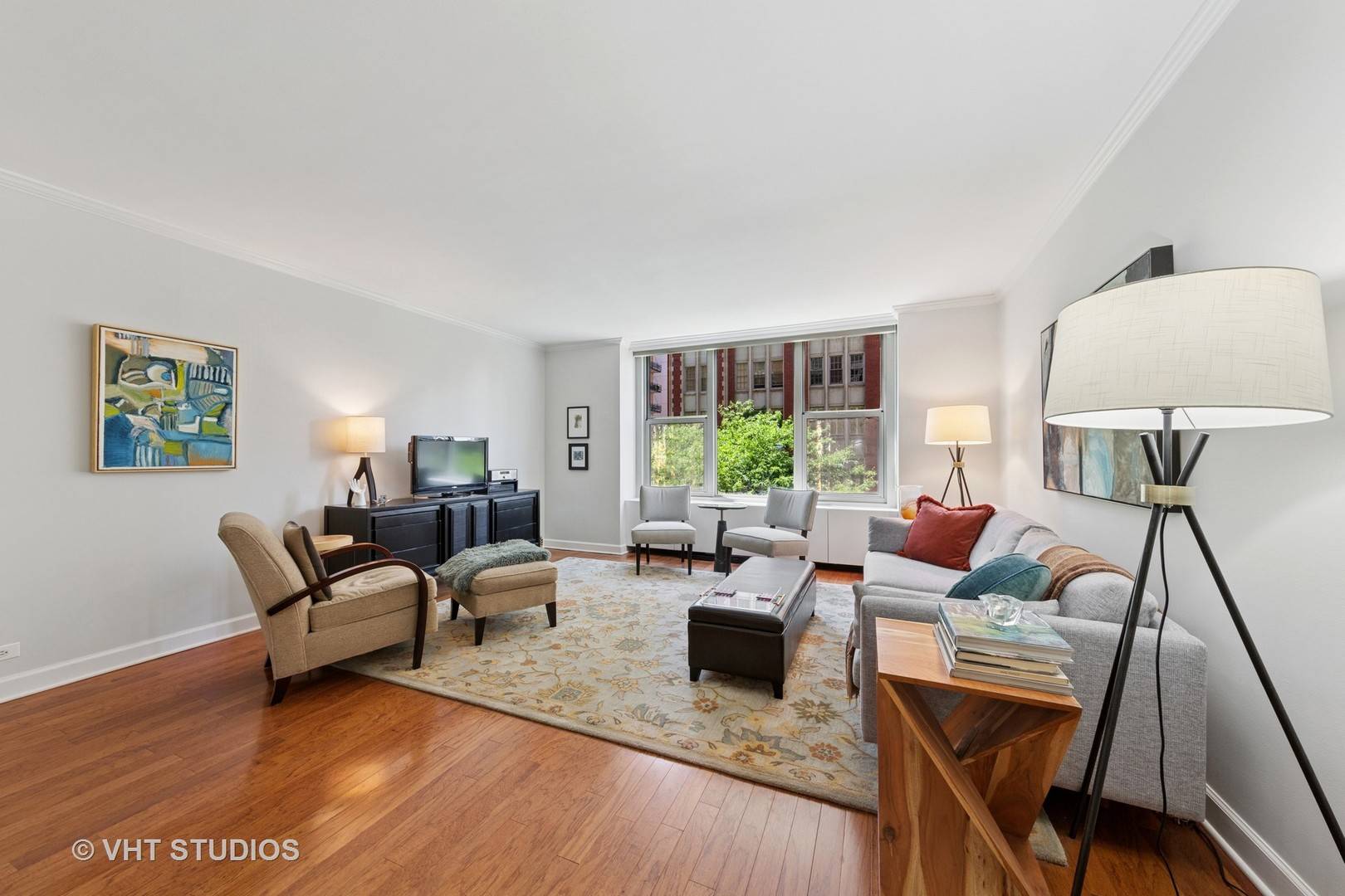 Chicago, IL 60610,1325 N State Pkwy #6D