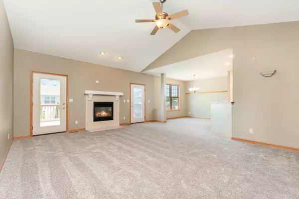 Maple Park, IL 60151,313 W Burlington DR