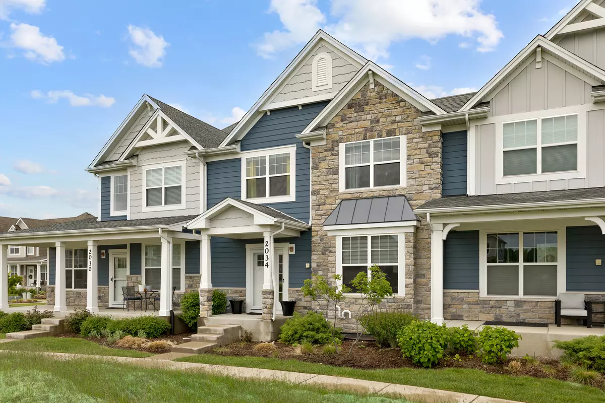 Buffalo Grove, IL 60089,2034 Link DR
