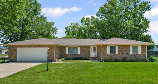 Savoy, IL 61874,704 Wesley AVE
