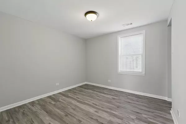 Glenwood, IL 60425,113 N Rebecca ST