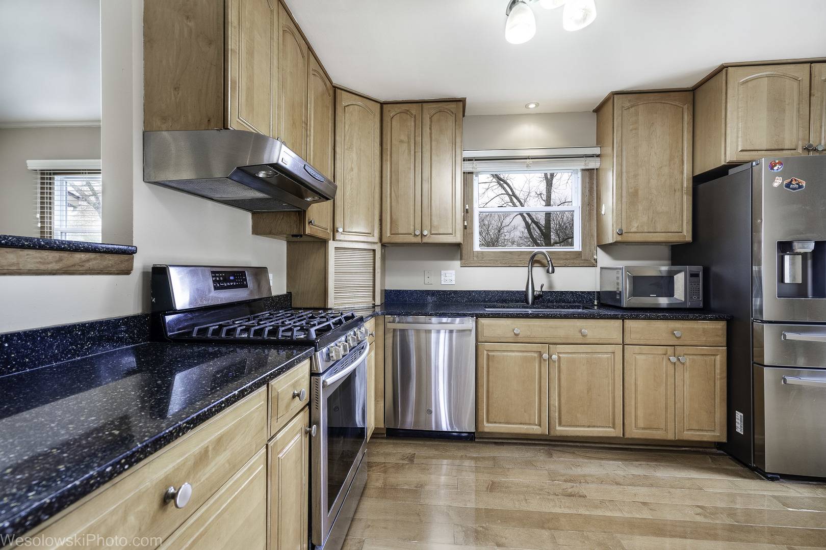 Rolling Meadows, IL 60008,101 Croftwood CT