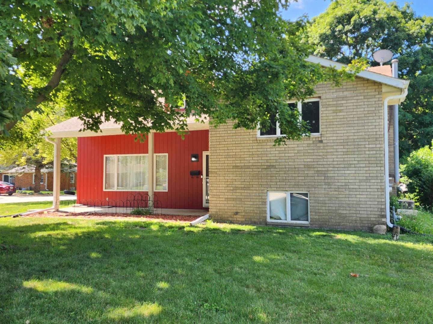 392 Jan DR, Manteno, IL 60950