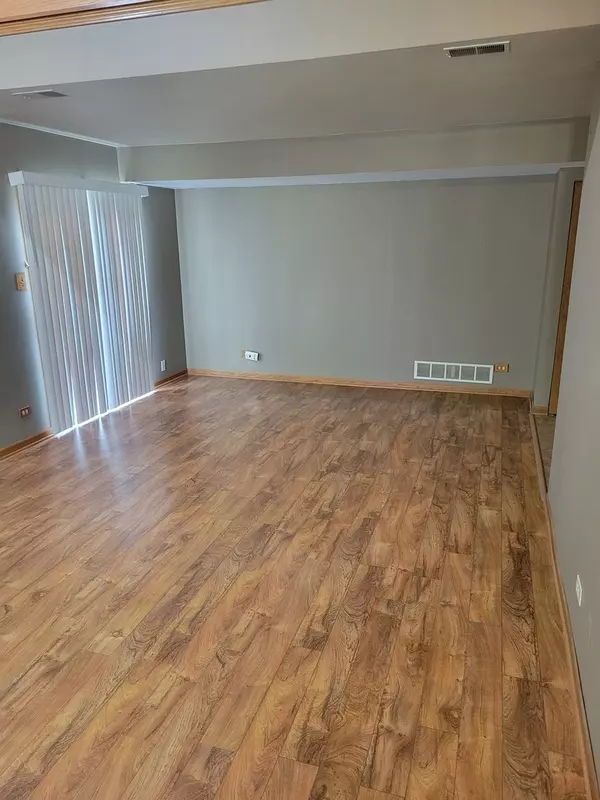 Crest Hill, IL 60403,1430 Root ST