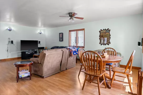 Colfax, IL 61728,101 W Olive ST