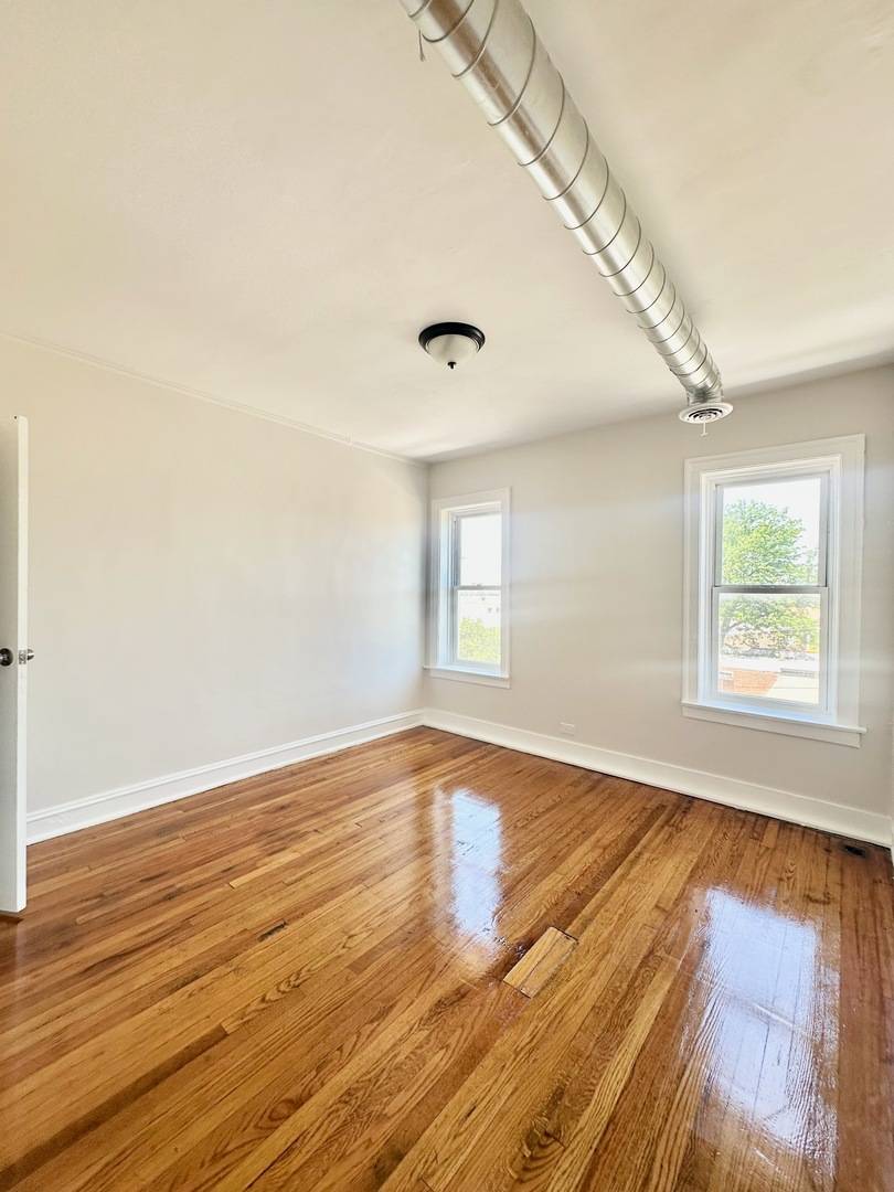 Chicago, IL 60651,3701 W Division ST #2