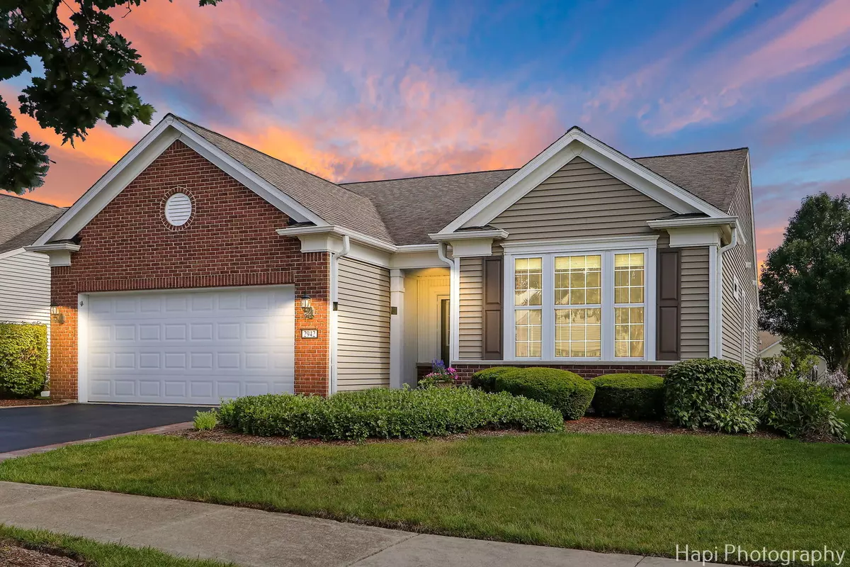 Mundelein, IL 60060,2942 Ravinia CIR