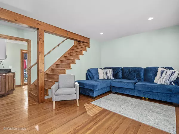 Chicago, IL 60638,5205 S Nashville AVE