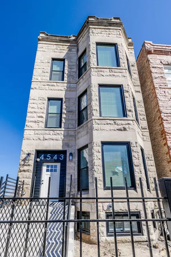 4543 S Saint Lawrence AVE,  Chicago,  IL 60653
