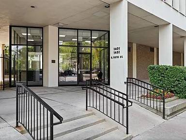 Chicago, IL 60615,1451 E 55th ST #726N