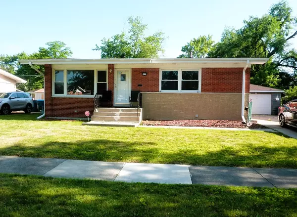 177 Terrace DR, Chicago Heights, IL 60411