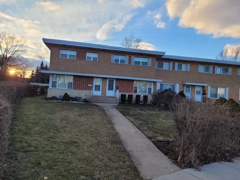 52 N Albert ST, Mount Prospect, IL 60056