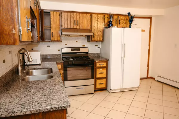 Des Plaines, IL 60016,9275 W NOEL AVE #3C