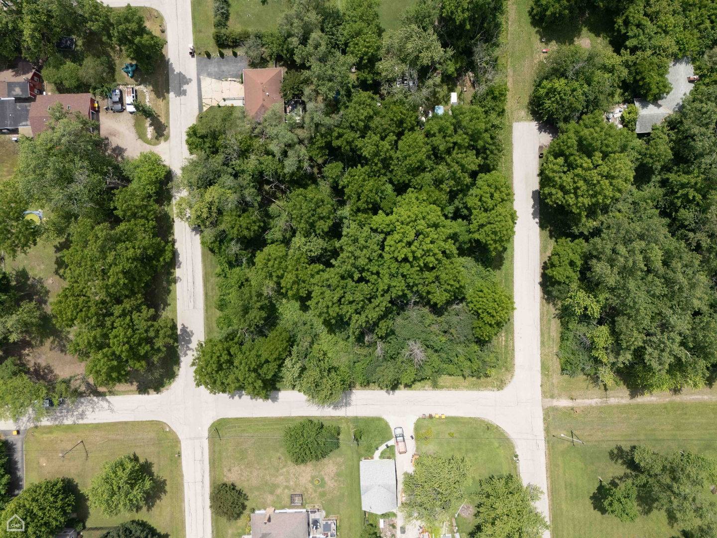 Mchenry, IL 60050,000 Carmen AVE