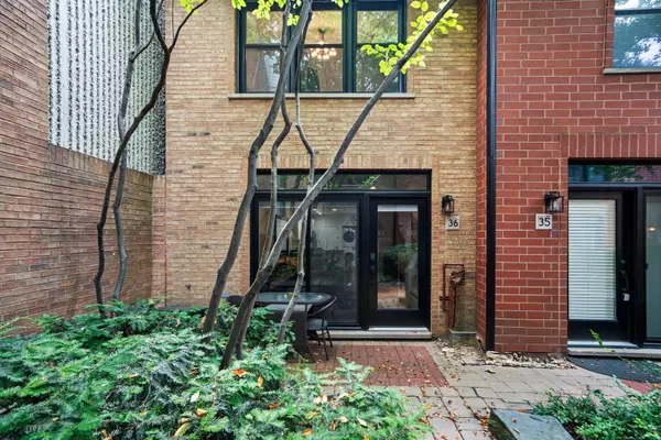1801 W DIVERSEY Pkwy #36, Chicago, IL 60614