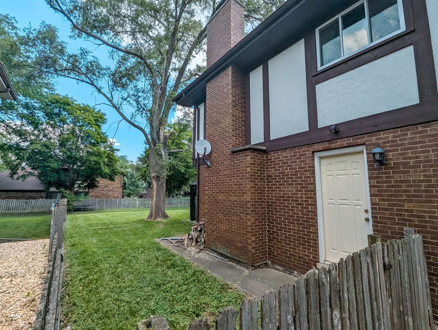 Homewood, IL 60430,3240 Knollwood LN