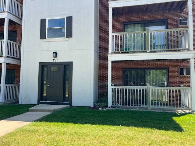 291 Gregory ST #6, Aurora, IL 60504