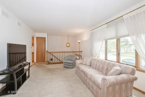 Orland Park, IL 60462,15309 S 73rd AVE #15309