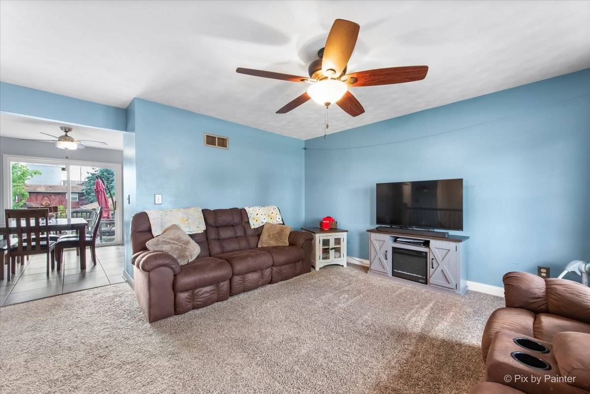 Cortland, IL 60112,26 W Pine AVE