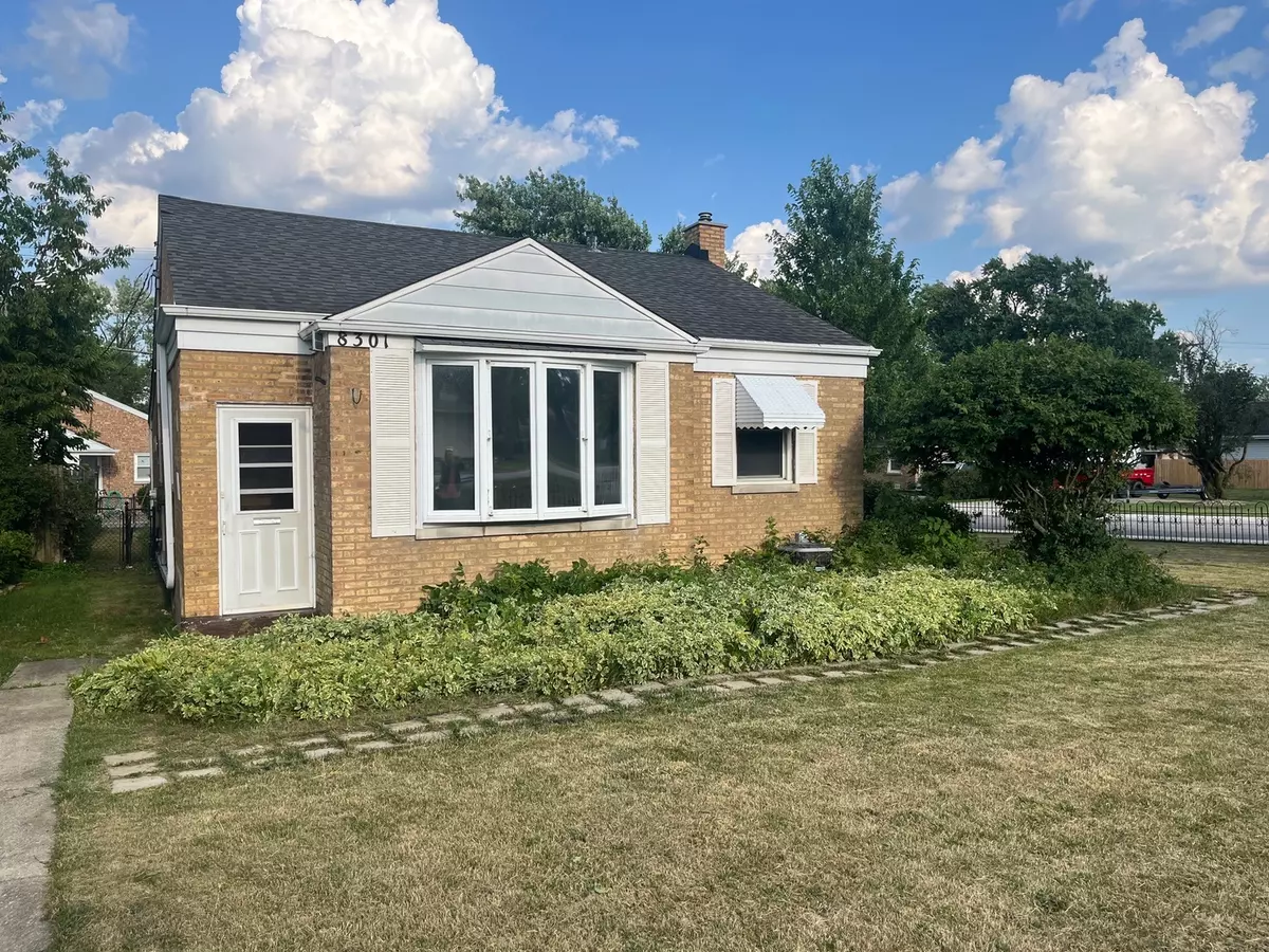 Niles, IL 60714,8301 N Waukegan RD