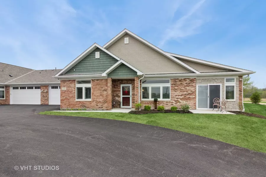 13 Briden LN #13, Sycamore, IL 60178