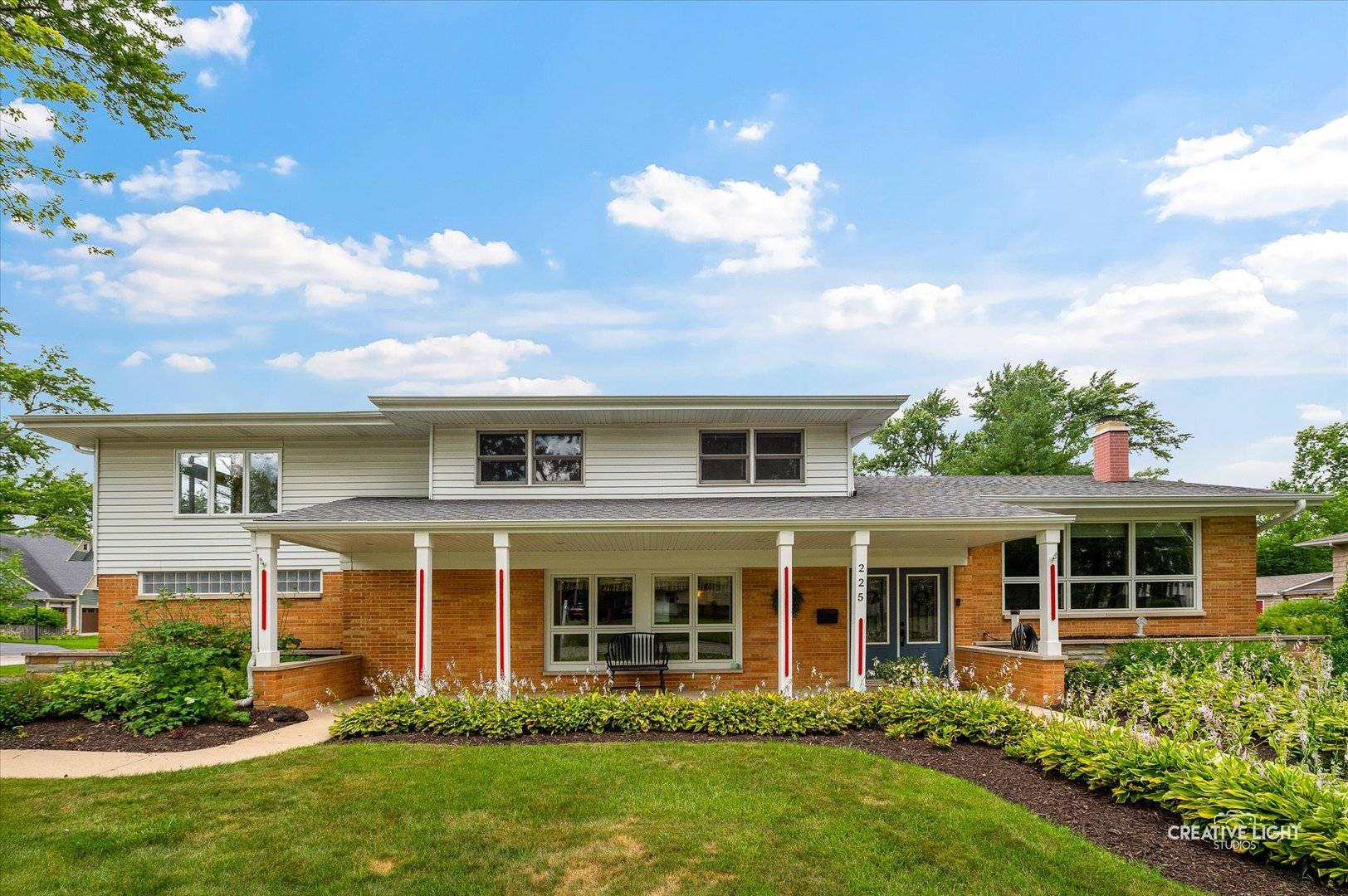 225 Elmwood DR, Naperville, IL 60540