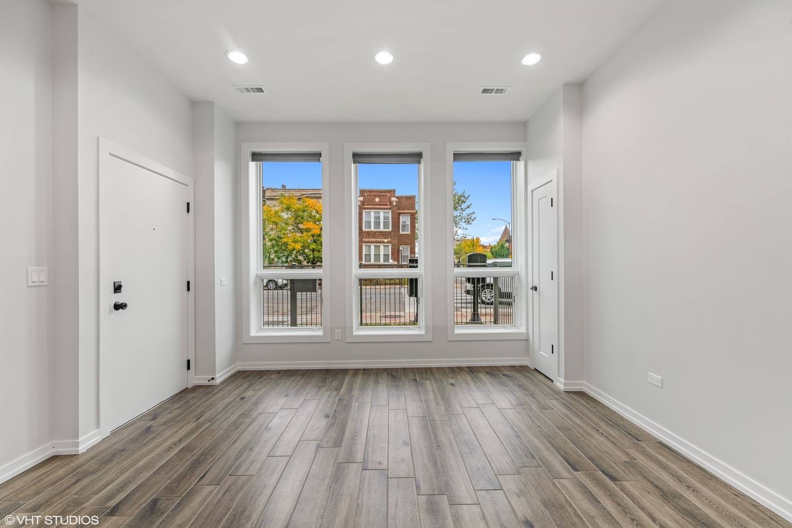 Chicago, IL 60612,2801 W Warren BLVD #1