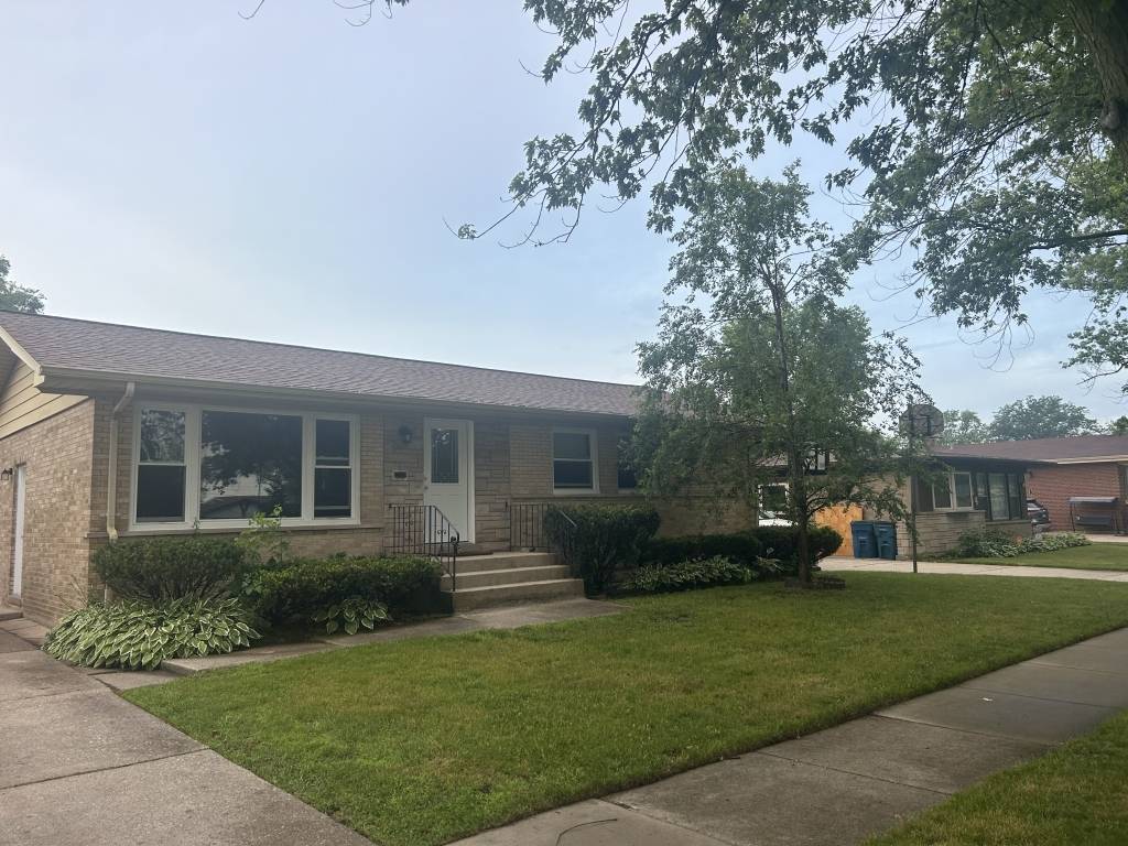 248 W Elmwood DR, Chicago Heights, IL 60411