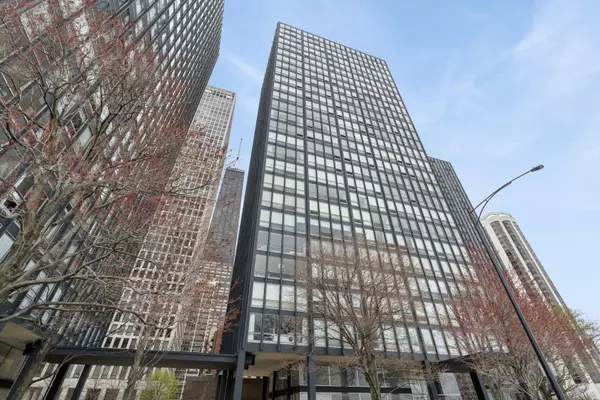 880 N Lake Shore DR #11D, Chicago, IL 60611