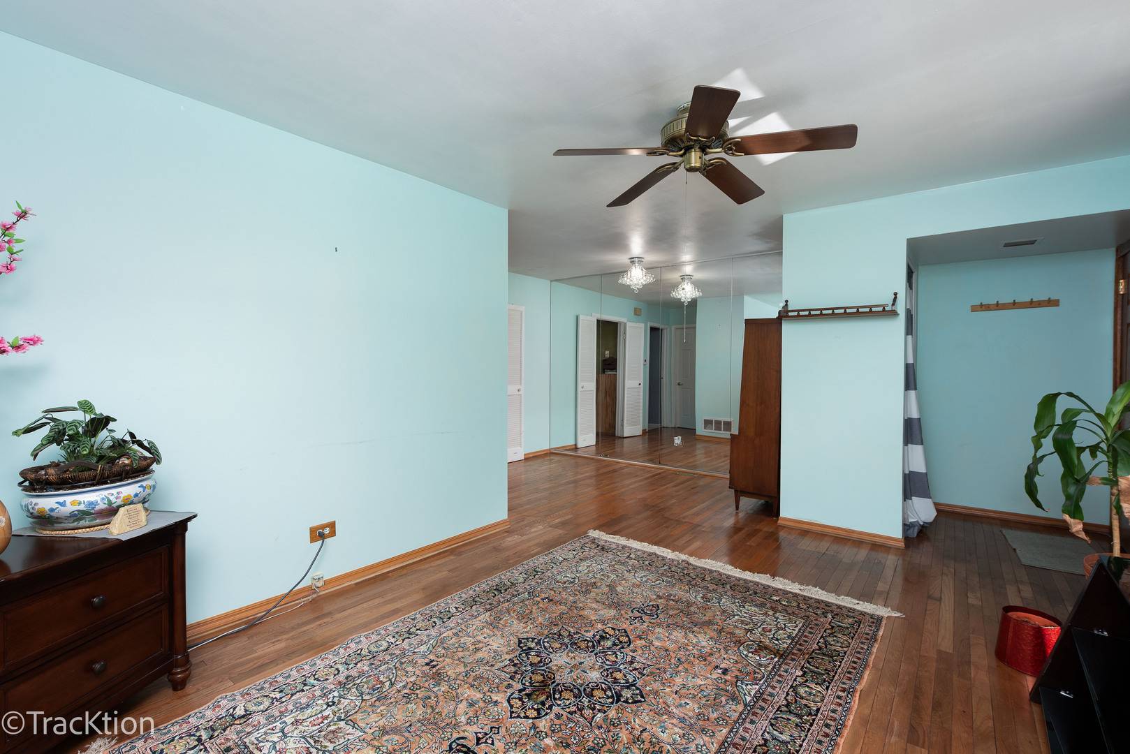 Villa Park, IL 60181,1S120 Radford LN