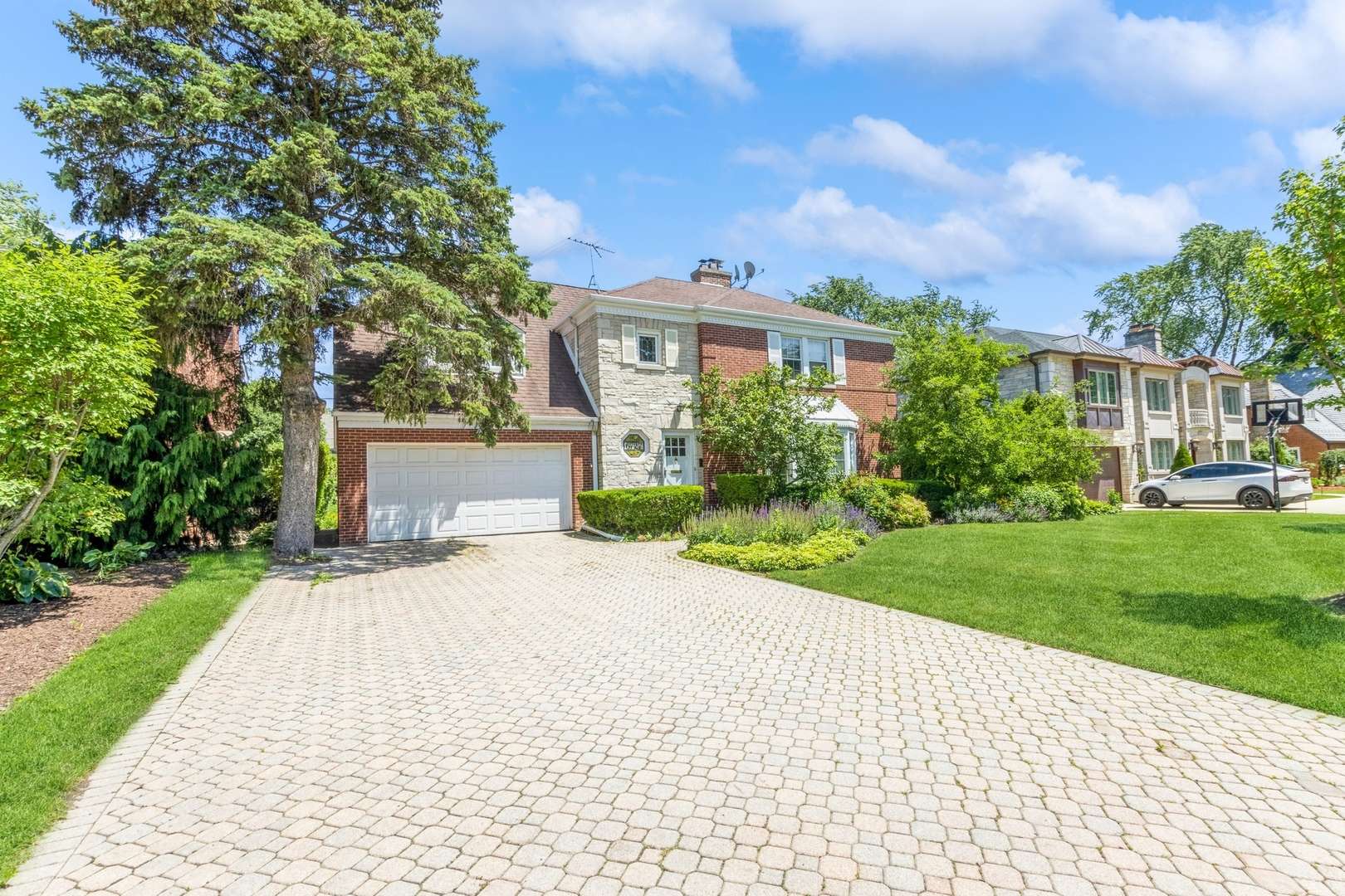 Lincolnwood, IL 60712,6727 N Le Mai AVE