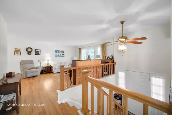 Glen Ellyn, IL 60137,2S165 Huntington CT