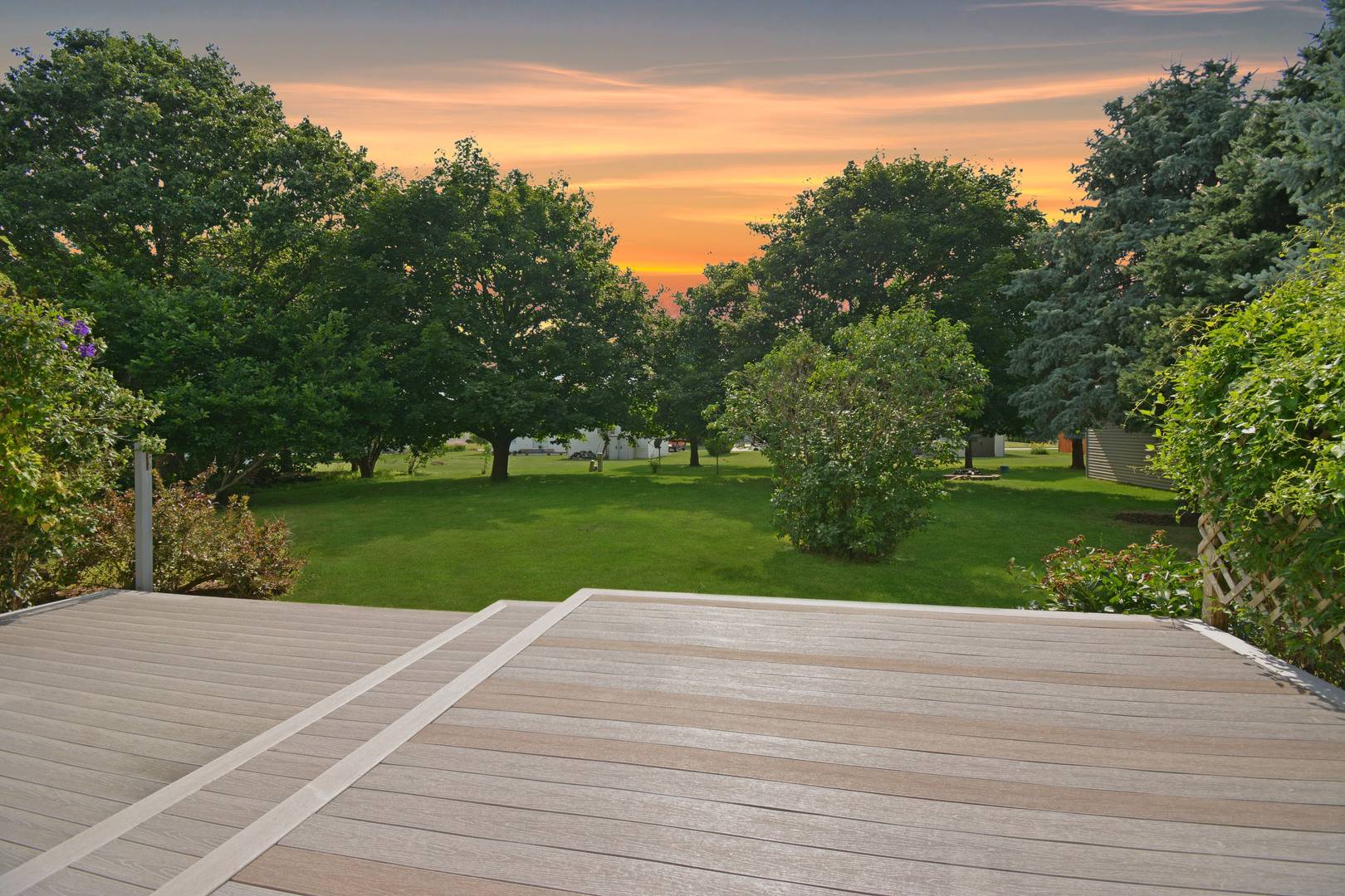 Hudson, IL 61748,708 Wheeler DR
