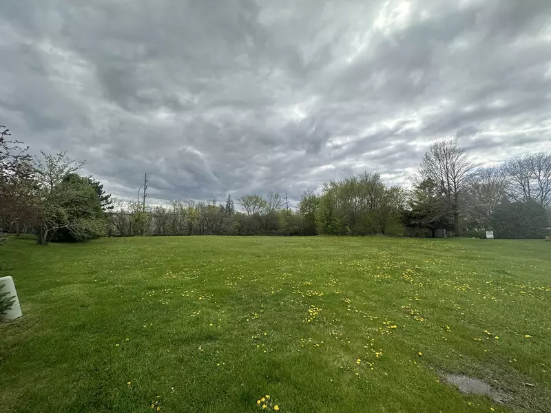 802 Andover CT, Prospect Heights, IL 60070