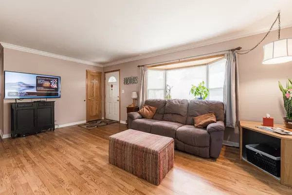 Lombard, IL 60148,126 S Lewis AVE