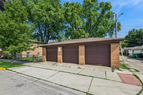 Berwyn, IL 60402,1547 Clinton AVE