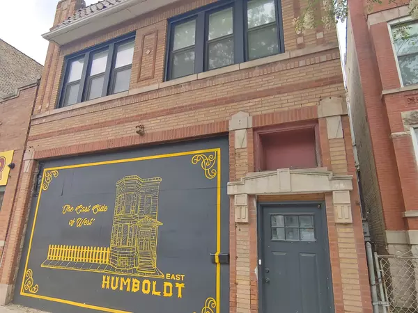 1004 N California AVE, Chicago, IL 60622