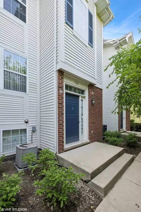 716 River Mill Pkwy, Wheeling, IL 60090