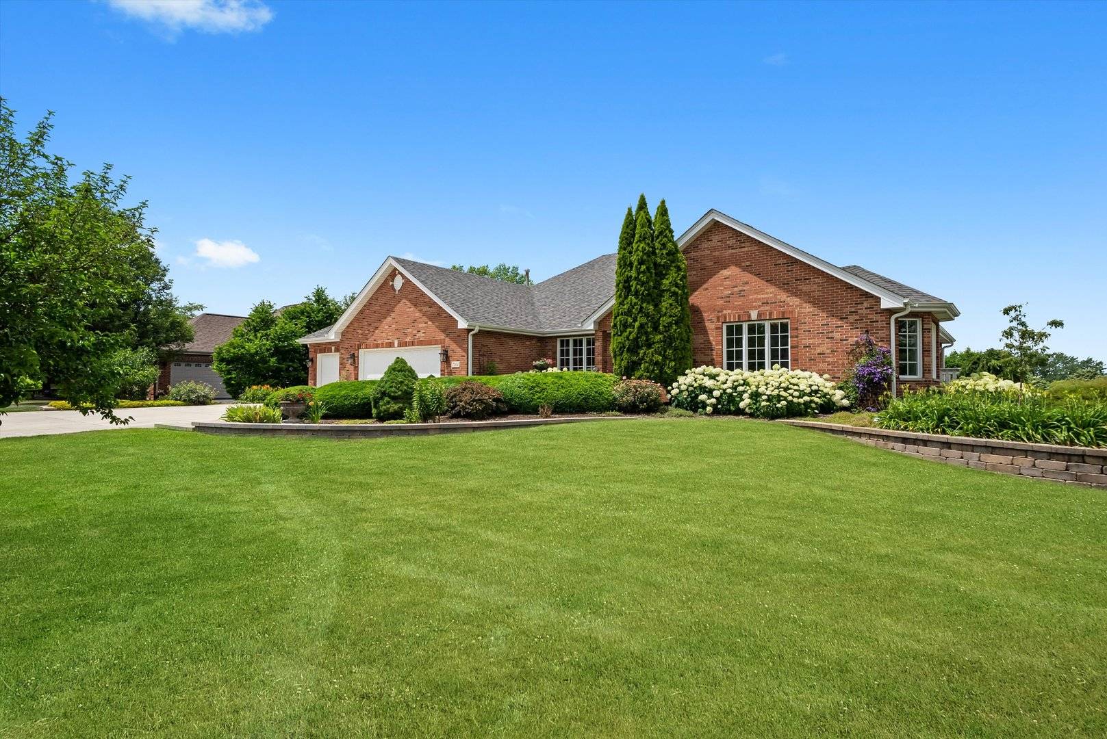 Monee, IL 60449,7302 Sheffield CT