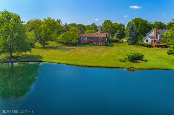 Deer Park, IL 60010,104 Lois LN