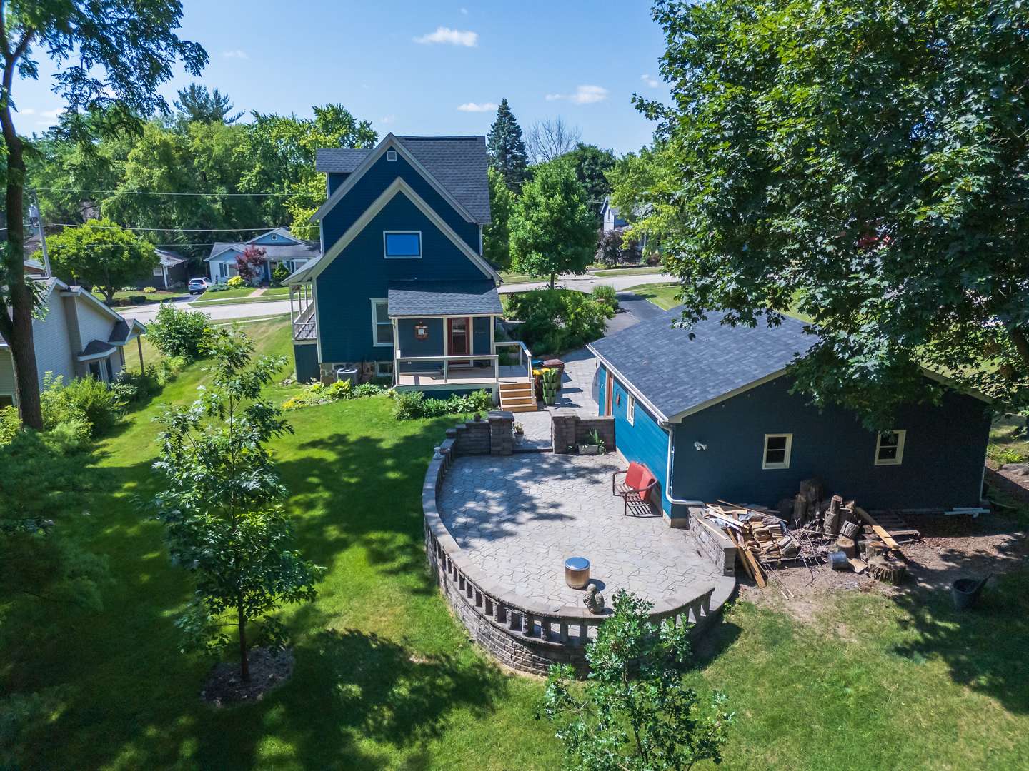 Woodstock, IL 60098,241 Hoy AVE