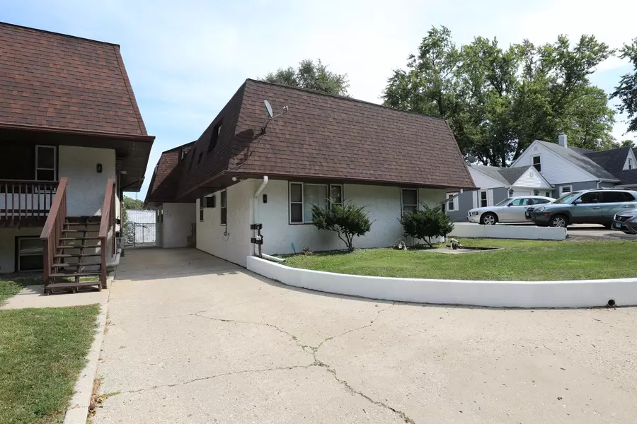 4 Peale ST, Joliet, IL 60433