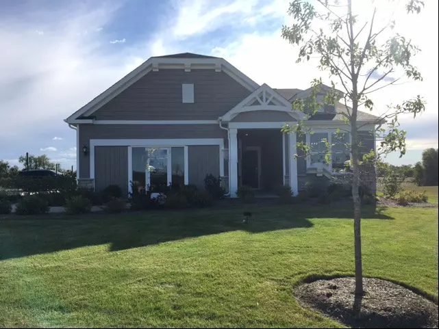 Lindenhurst, IL 60046,2813 Spring Circle South