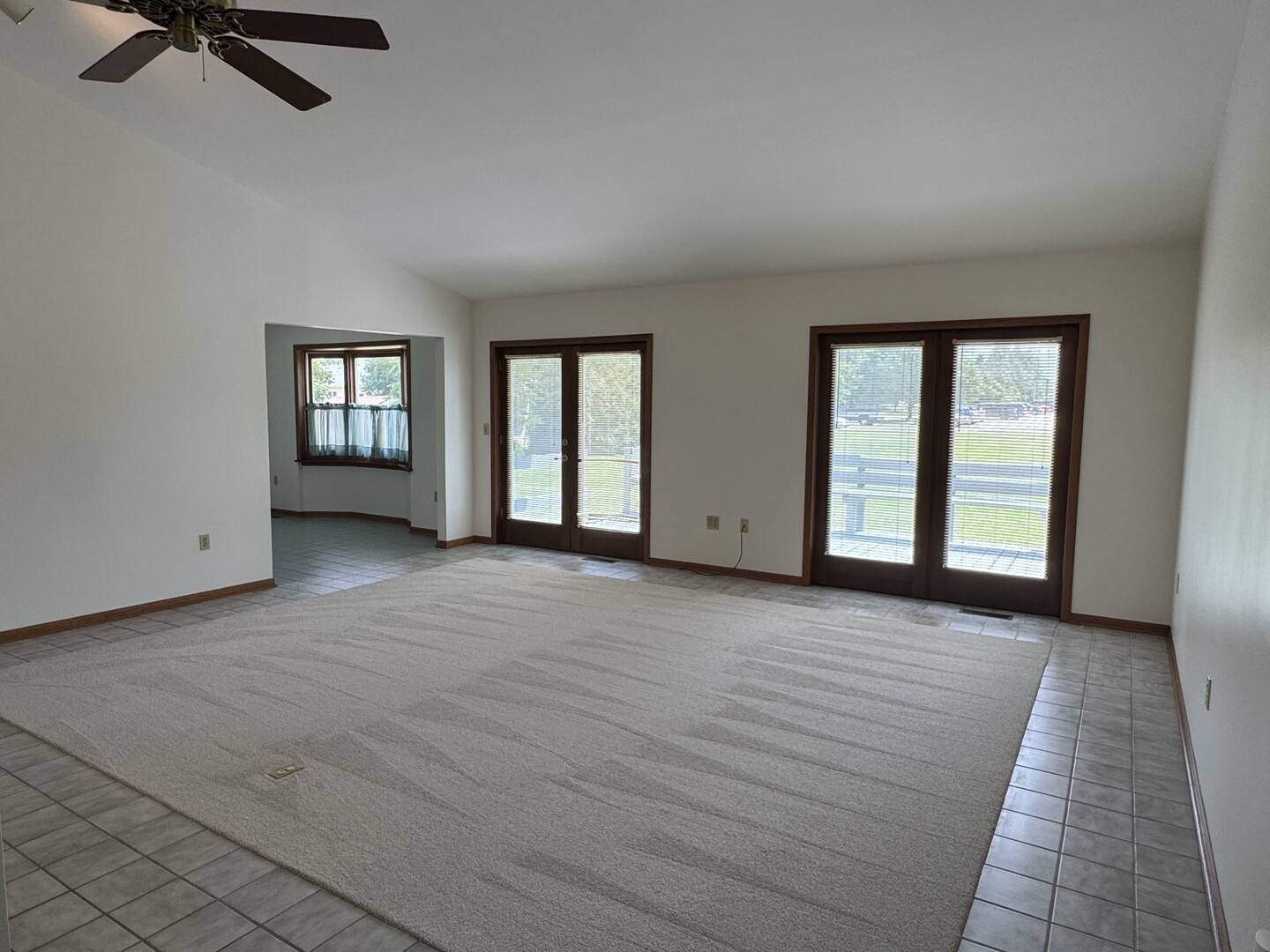 Herscher, IL 60941,532 E 2nd ST