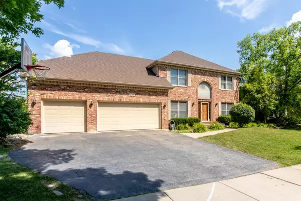 2319 Indian Grass RD, Naperville, IL 60564