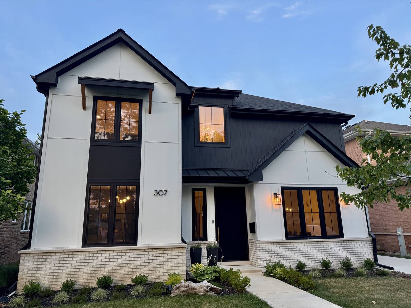Park Ridge, IL 60068,307 N Lincoln AVE
