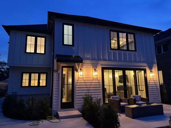 Park Ridge, IL 60068,307 N Lincoln AVE