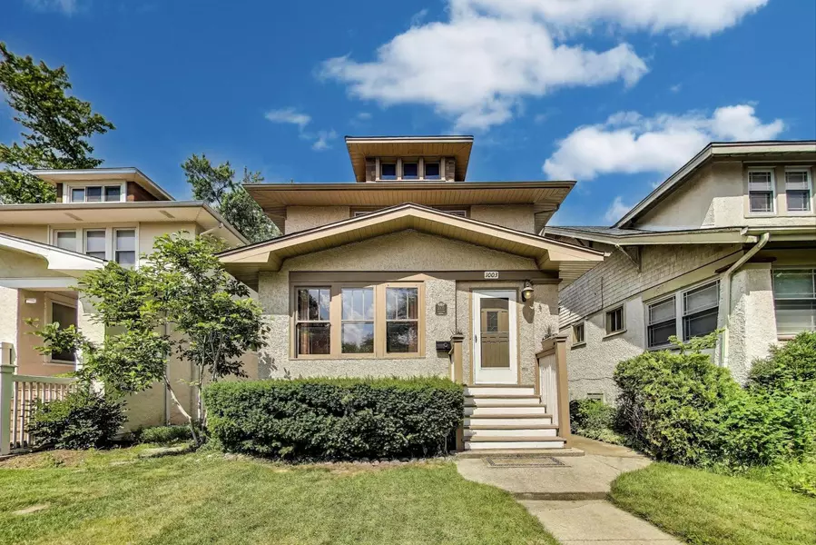 1003 Mapleton AVE, Oak Park, IL 60302