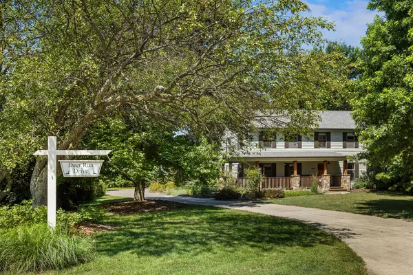 Mahomet, IL 61853,400 Deer Run DR